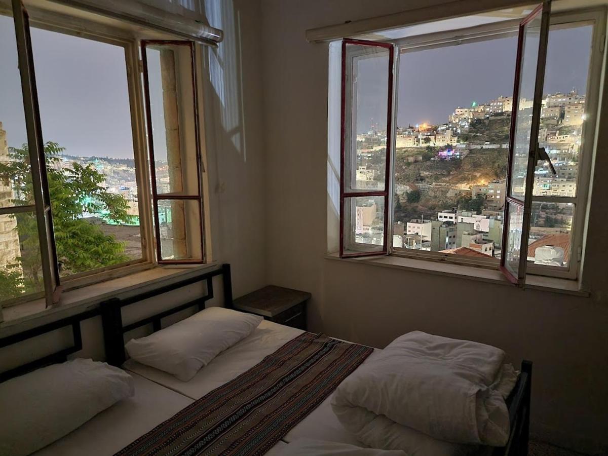 Auberge de jeunesse Rainbow House à Amman Extérieur photo